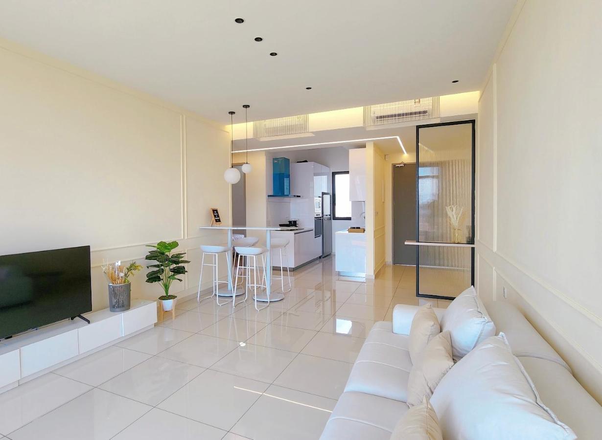 Skypool With Seaview 8Pax Beacon Executive Suites - Georgetown City Centre - 3Km To Komtar Exteriér fotografie